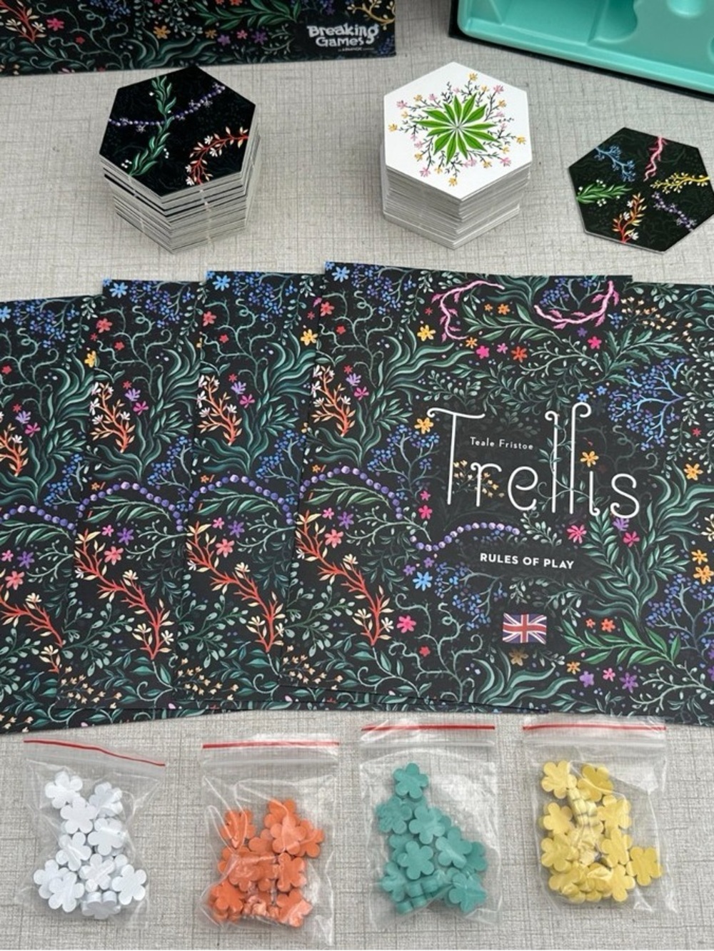 Trellis Board Game NEW Factory Sealed | Zen & Blossoms Strategy Game 2-4 Players - Picture 8 of 11